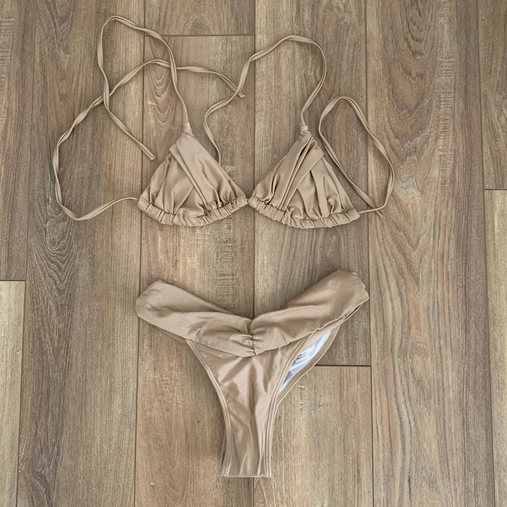 Pippidip Pleated Bikini - Picture 7 of 13